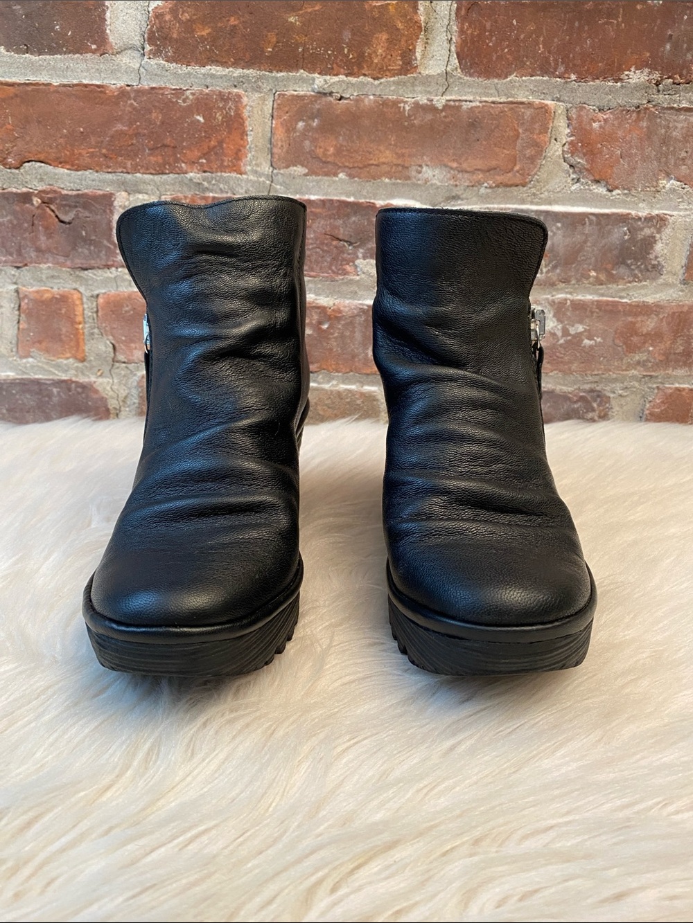 Fly London Yoxi Black Leather Wedge Ankle Booties, Size 38/7-7.5 - Picture 5 of 17